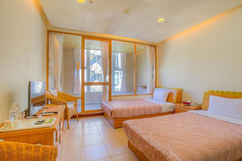 Crystal Hotel Renai Εξωτερικό φωτογραφία