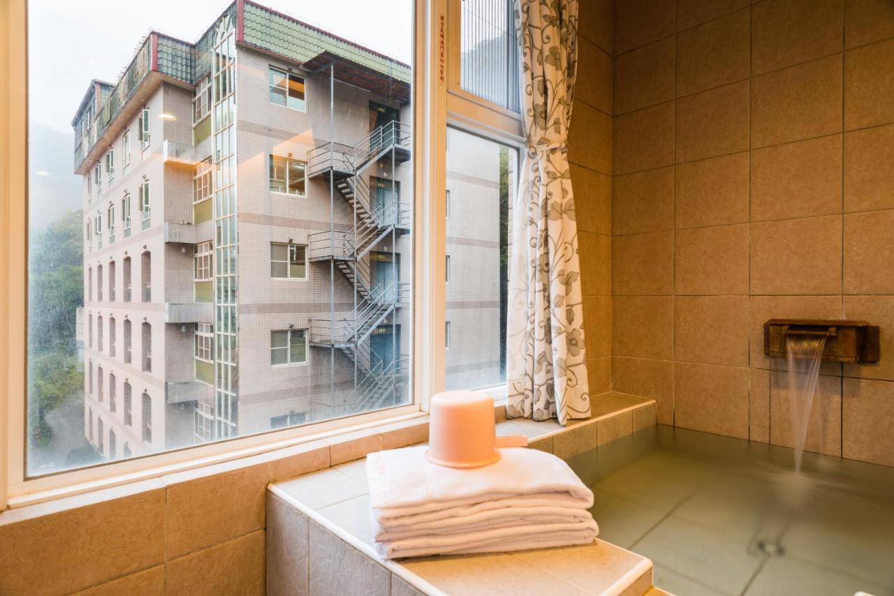 Crystal Hotel Renai Εξωτερικό φωτογραφία