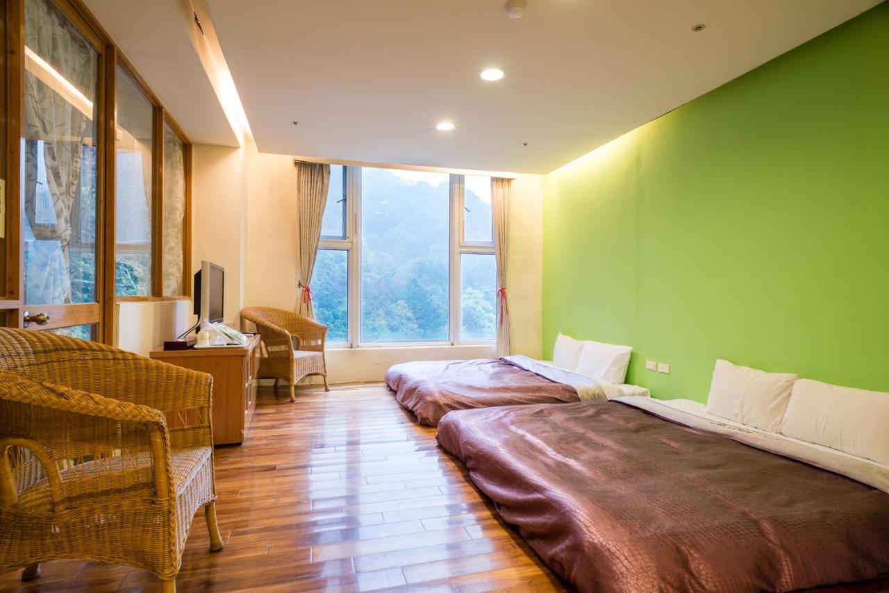 Crystal Hotel Renai Εξωτερικό φωτογραφία