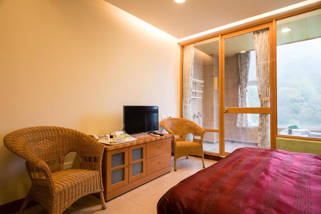 Crystal Hotel Renai Εξωτερικό φωτογραφία