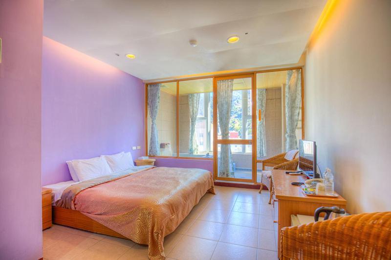 Crystal Hotel Renai Εξωτερικό φωτογραφία