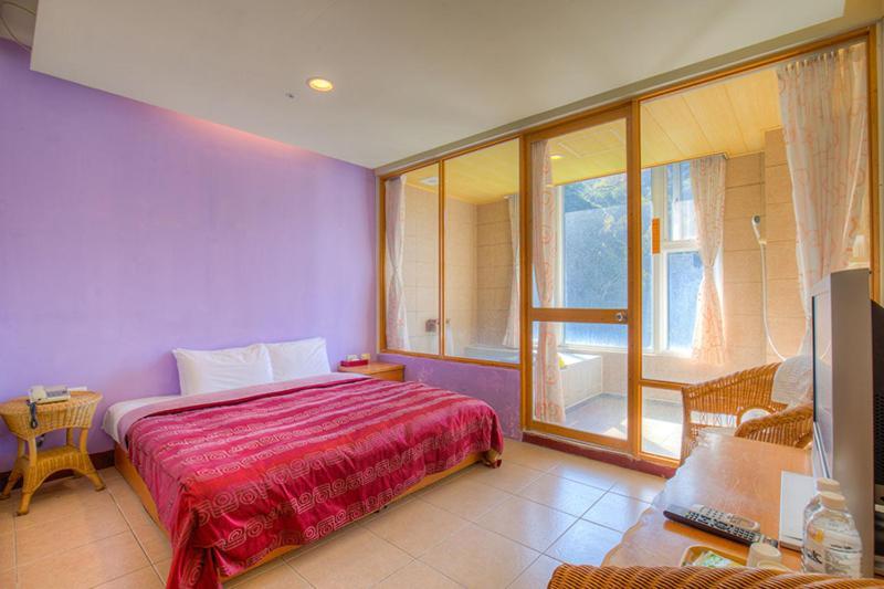 Crystal Hotel Renai Εξωτερικό φωτογραφία